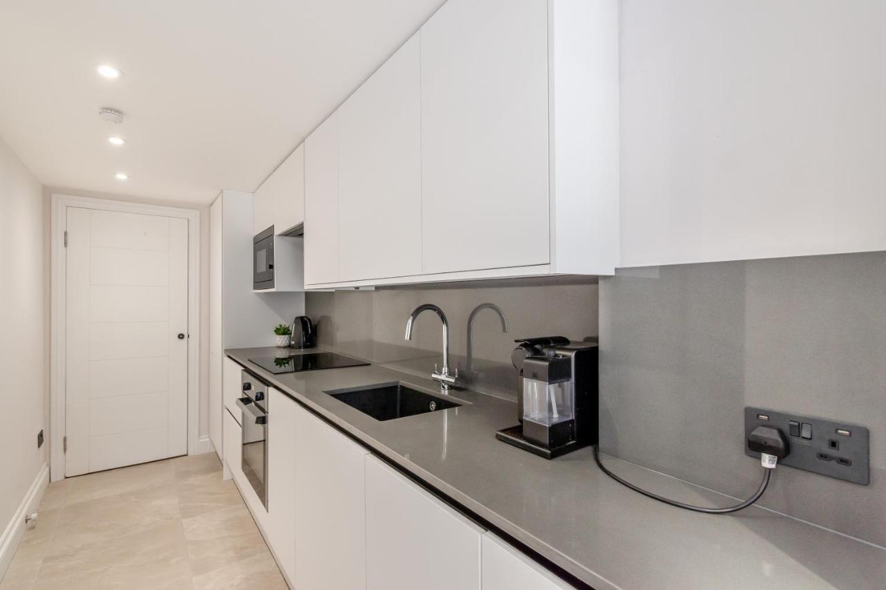 Modern Garden Flat With Private Parking Londres Exterior foto